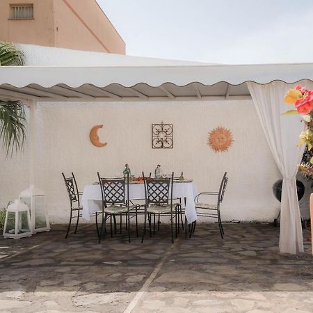 Casa Delle Sirene Letojanni Exterior foto