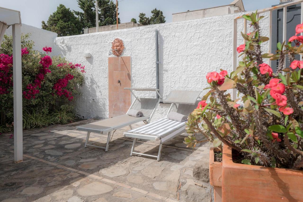 Casa Delle Sirene Letojanni Exterior foto