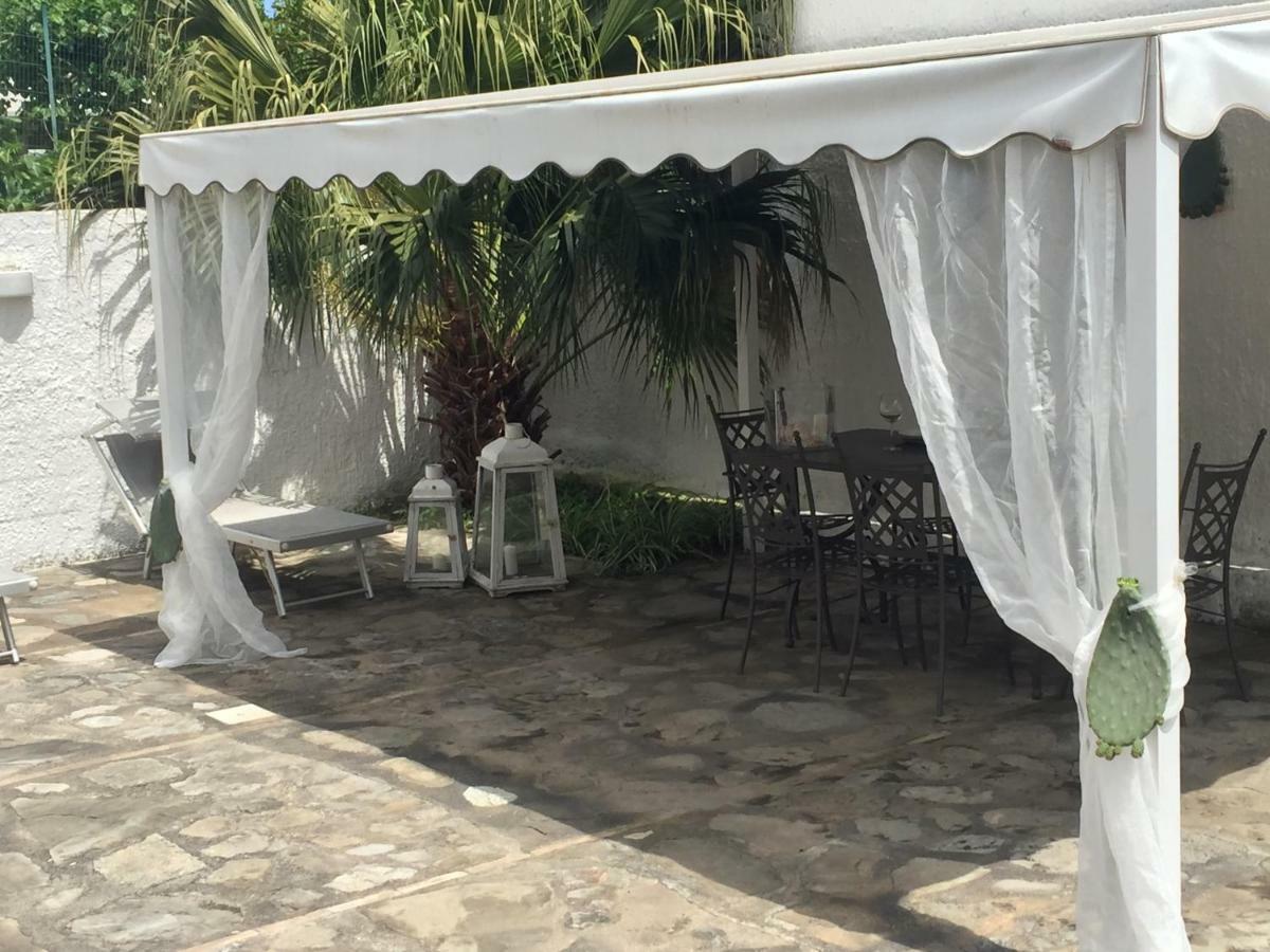 Casa Delle Sirene Letojanni Exterior foto